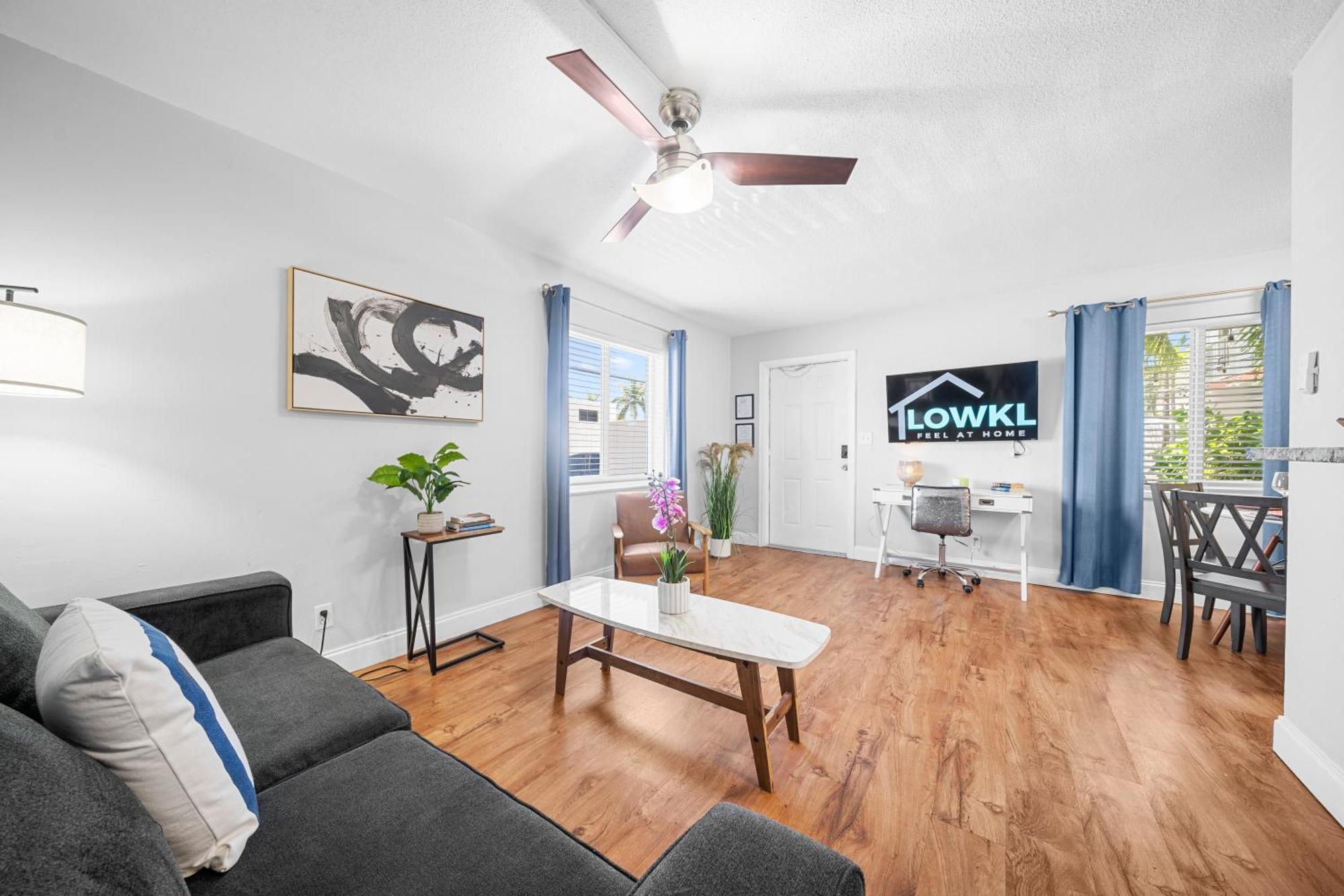 The Victor Apartments By Lowkl Fort Lauderdale Rum bild